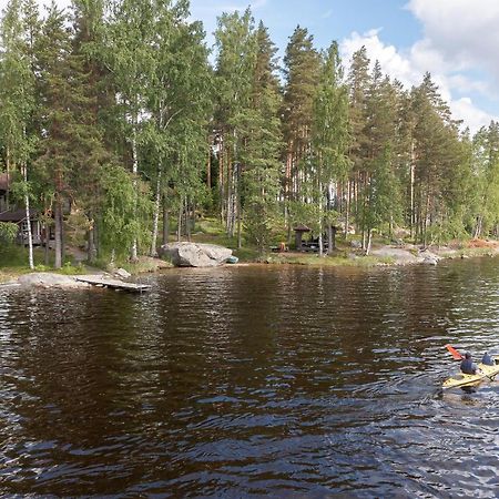 فيلا Suvituuli | Paajoen Vuokramoekit Himos المظهر الخارجي الصورة